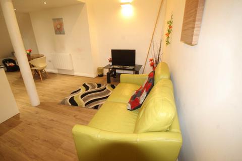 1 bedroom flat to rent, Albion House, 64a Vicar Lane, Bradford