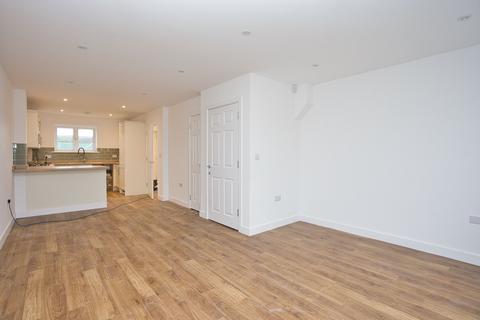 4 bedroom end of terrace house to rent, Nash Lane, Margate, CT9