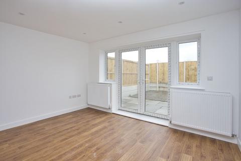 4 bedroom end of terrace house to rent, Nash Lane, Margate, CT9