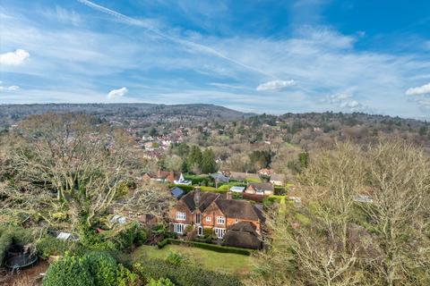 5 bedroom detached house for sale, Hill Road, Haslemere, Surrey, GU27