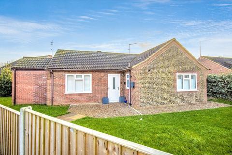 3 bedroom bungalow for sale, Gidney Drive, Heacham