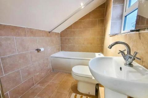 3 bedroom townhouse for sale, Slough,  SL2,  SL2