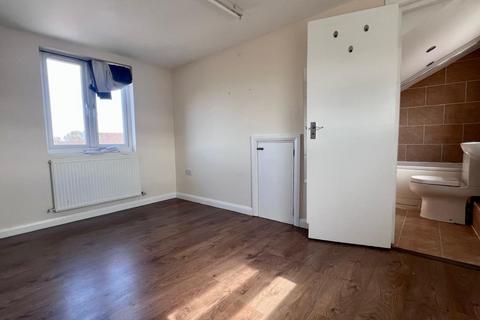 3 bedroom townhouse for sale, Slough,  SL2,  SL2