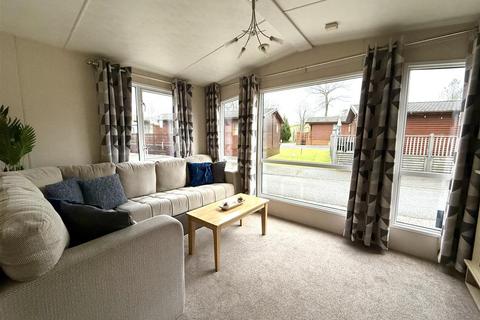 2 bedroom mobile home for sale, Gatebeck Road, Kendal LA8