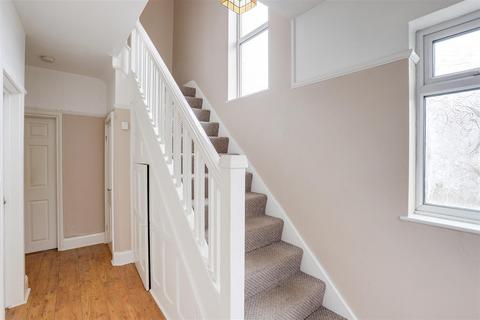 4 bedroom detached house for sale, Burleigh Road, West Bridgford NG2