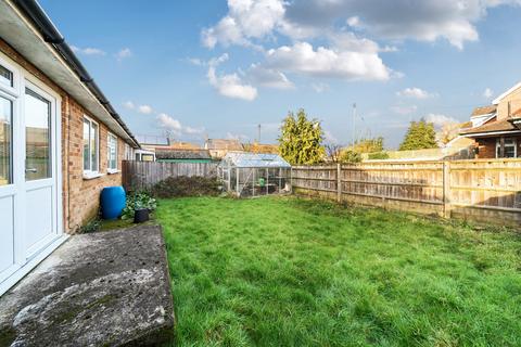 2 bedroom bungalow for sale, The Island, Buckingham MK18