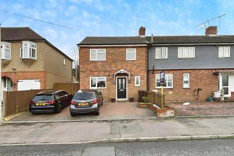 3 bedroom end of terrace house for sale, Gerrard Avenue, Rochester