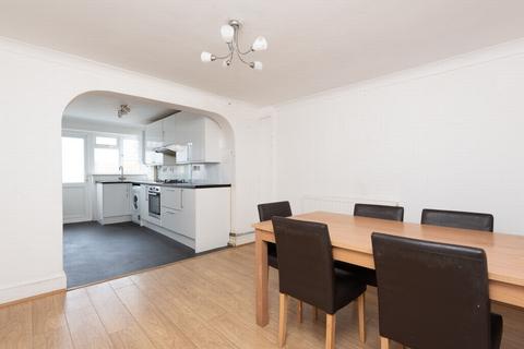 2 bedroom terraced house for sale, Somerset Road, Farnborough, GU14