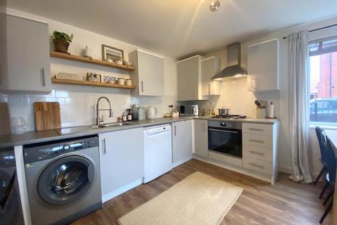 2 bedroom flat for sale, Kentwell Road, Hampton Gardens, Peterborough