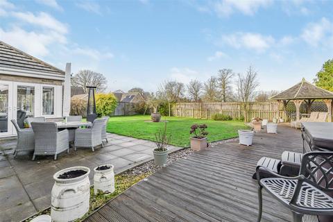 5 bedroom detached house for sale, West Street, Isleham CB7