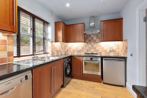 3 bedroom terraced house to rent, Trojan Mews, Hartfield Road, London