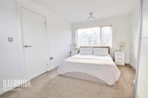 32 Alder Lane, Sheffield, S9 4AL