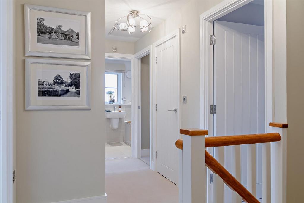 8444580-interior16-800.jpg