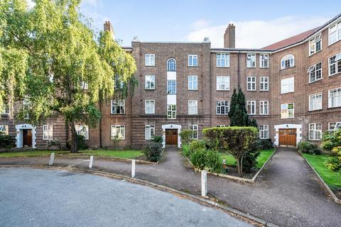 2 bedroom flat for sale, London Road, Kingston upon Thames