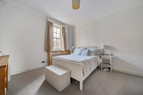 2 bedroom flat for sale, Abbey Road, St John's Wood