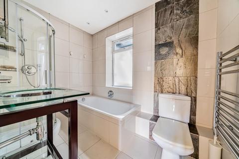 2 bedroom flat for sale, Abbey Road, St John's Wood