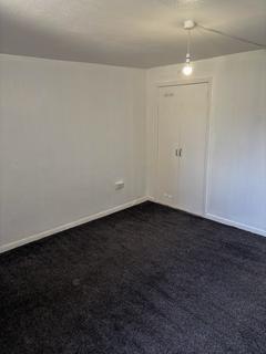 2 bedroom flat to rent, Michael Terrace, Chappelhall, Airdrie, ML6