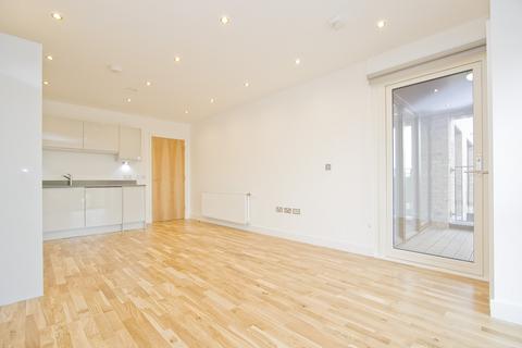 1 bedroom apartment to rent, Tyas Road, London E16