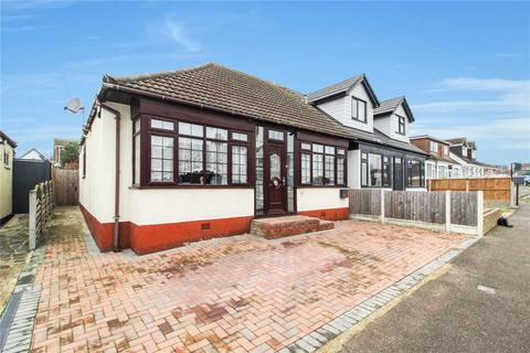 2 bedroom bungalow for sale, Benvenue Avenue, Leigh-on-Sea, Essex, SS9