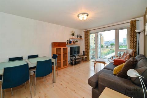 1 bedroom apartment for sale, St. Davids Square, London, E14