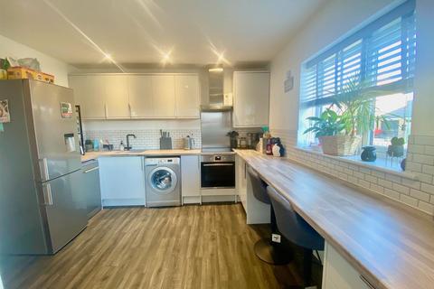 2 Adlington Close, Hampton Gardens, Peterborough, PE7 8QY