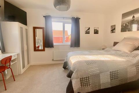 2 Adlington Close, Hampton Gardens, Peterborough, PE7 8QY