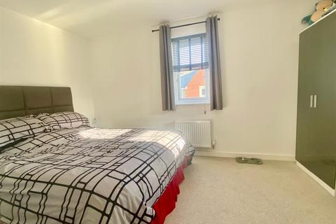 2 Adlington Close, Hampton Gardens, Peterborough, PE7 8QY