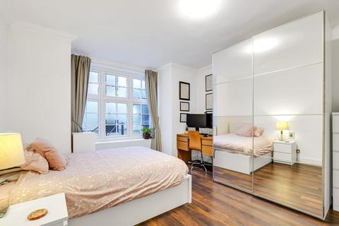 1 bedroom flat for sale, Tamworth Street, London