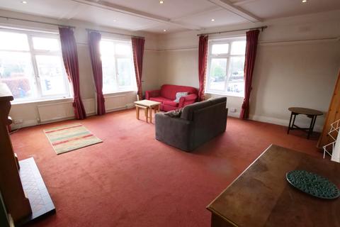 2 bedroom apartment to rent, Wilmslow Road, Manchester M20