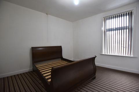 2 bedroom terraced house to rent, Accrington Road, Blackburn, BB1