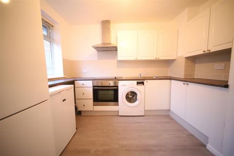 1 bedroom flat to rent, Winchmore Hill Road, London