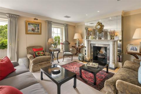 undefined, Eaton Square, London, SW1W