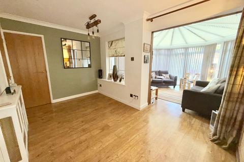 4 bedroom detached house for sale, Blaythorn Avenue, Solihull