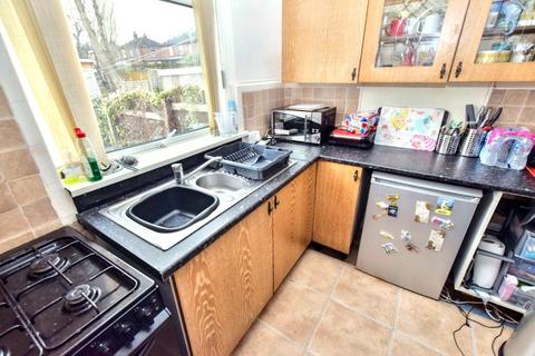 2 bedroom semi-detached house for sale, Kirkdale Avenue, Leeds, West Yorkshire