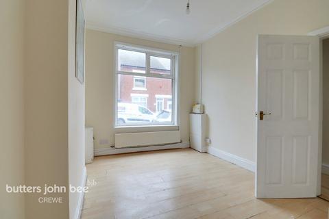 2 bedroom end of terrace house for sale, Newdigate Street, Crewe