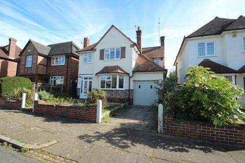 3 bedroom detached house to rent, Shirley Avenue, Leicester