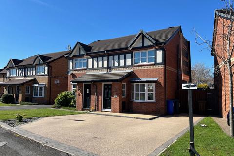 Warwick Close, Richmond Park, Dukinfield, SK16 5SD