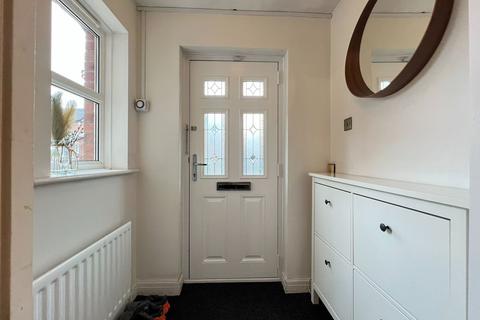 undefined, Warwick Close, Richmond Park, Dukinfield, SK16 5SD