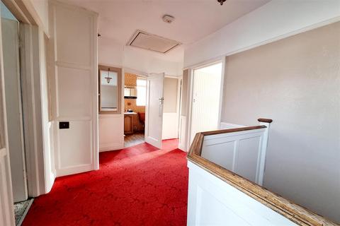 162 Cat Hill, Barnet, EN4 8HU