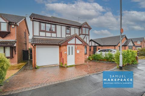 4 bedroom detached house for sale, Woodruff Close, Packmoor, Stoke-on-Trent