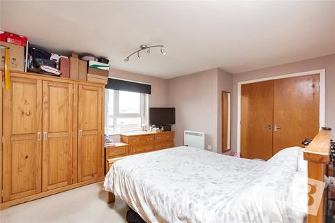 2 bedroom apartment for sale, Riverside Close, Romford, RM1