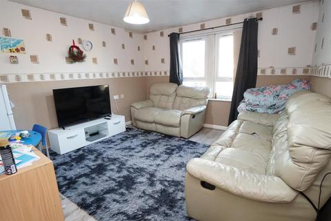 1 bedroom flat for sale, Darnay Lane, Bradford