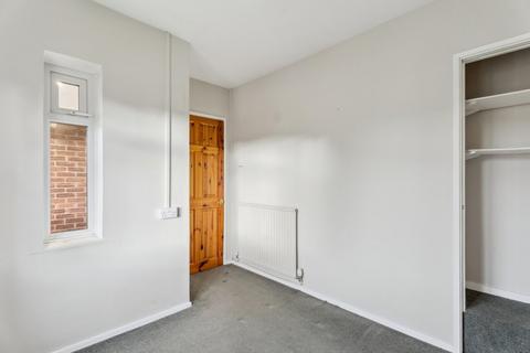 2 bedroom apartment for sale, The Mead, Beaconsfield, Buckinghamshire, HP9