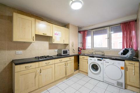 3 bedroom apartment for sale, Landrake, Plender Street, NW1