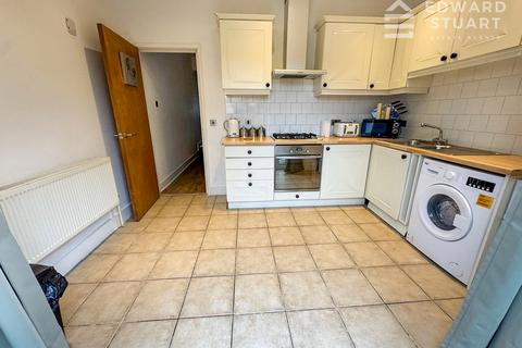 2 bedroom flat for sale, Fletton Avenue, Peterborough PE2