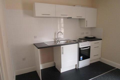 1 bedroom flat to rent, Clarence Road, Gorleston, NR31 6DR