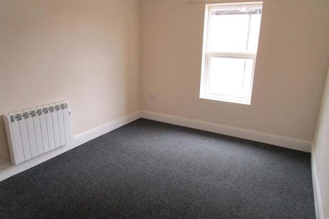 1 bedroom flat to rent, Clarence Road, Gorleston, NR31 6DR