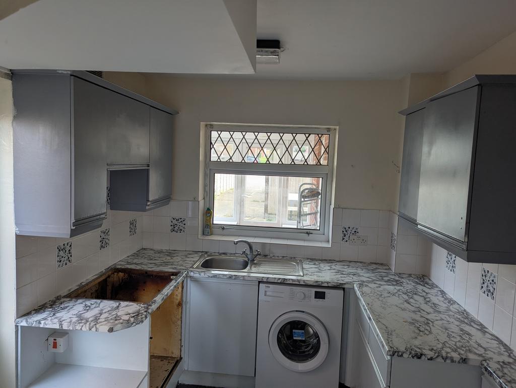 Kitchen - 1