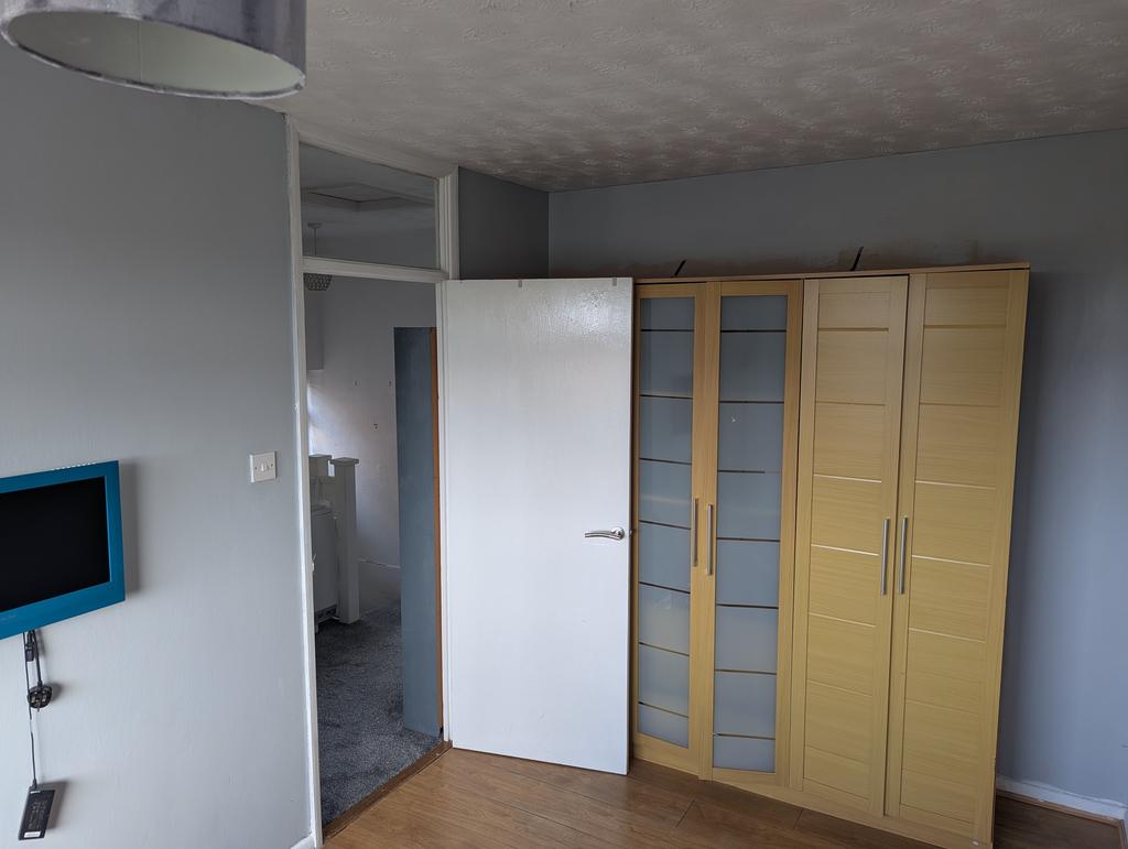 Bedroom 2 - 3