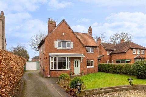 4 bedroom detached house for sale, Nursery Lane, Leeds LS17